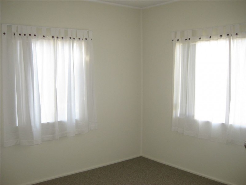 2/64-66 Bathurst St, Cobar NSW 2835