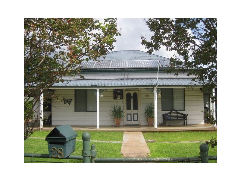 28 Brough Street, Cobar NSW 2835