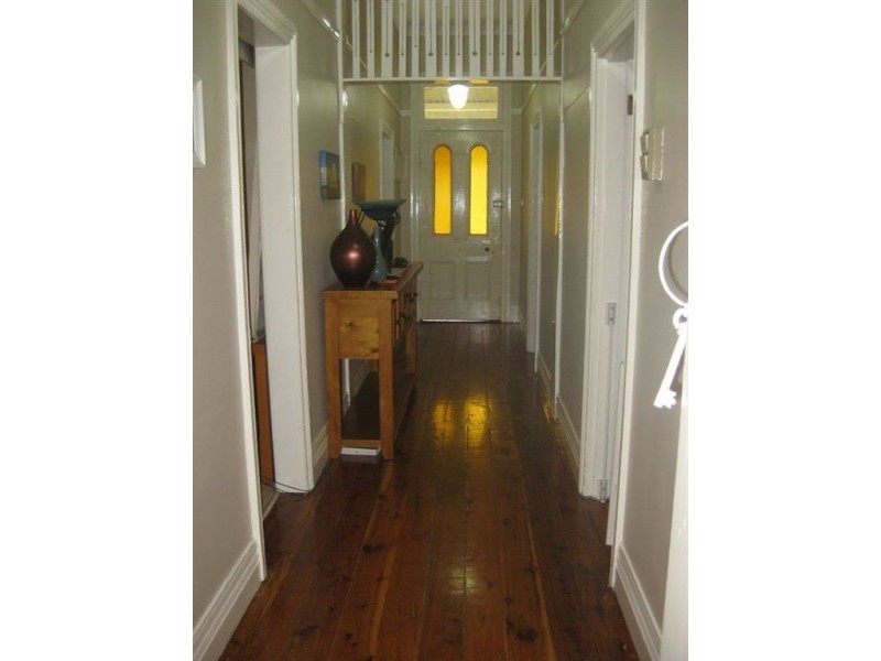 28 Brough Street, Cobar NSW 2835