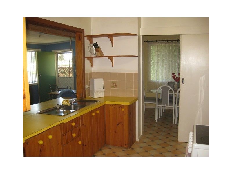 6 Woodiwiss Avenue, Cobar NSW 2835