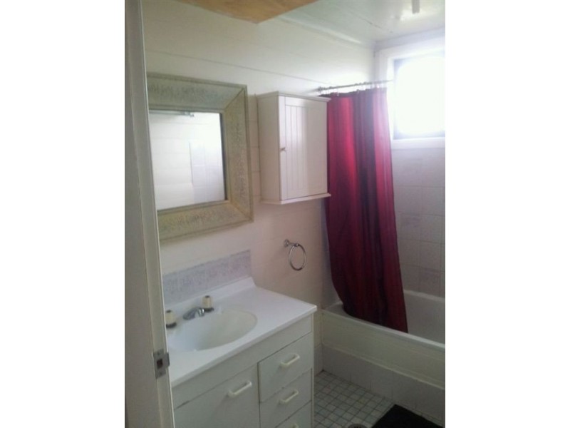 20 Wattle Drive, Cobar NSW 2835