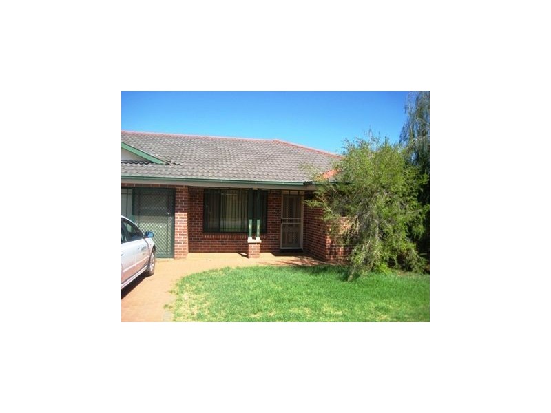 1A Bannister Crt, Cobar NSW 2835