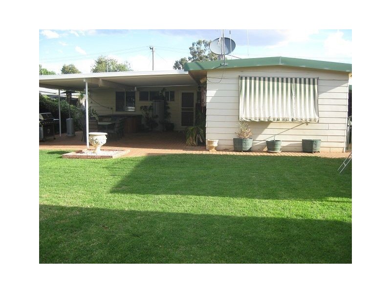 7 Irwin Street, Cobar NSW 2835