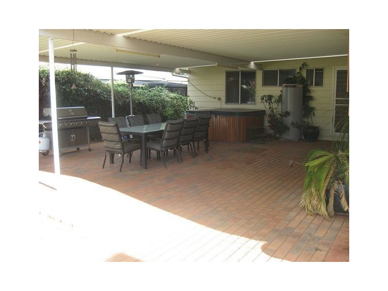 7 Irwin Street, Cobar NSW 2835