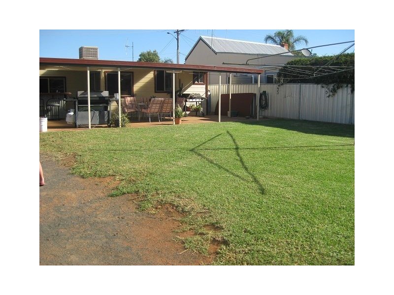 9 Denman Street, Cobar NSW 2835