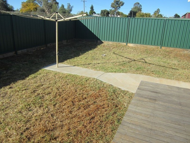 27 Duffy Drive, Cobar NSW 2835