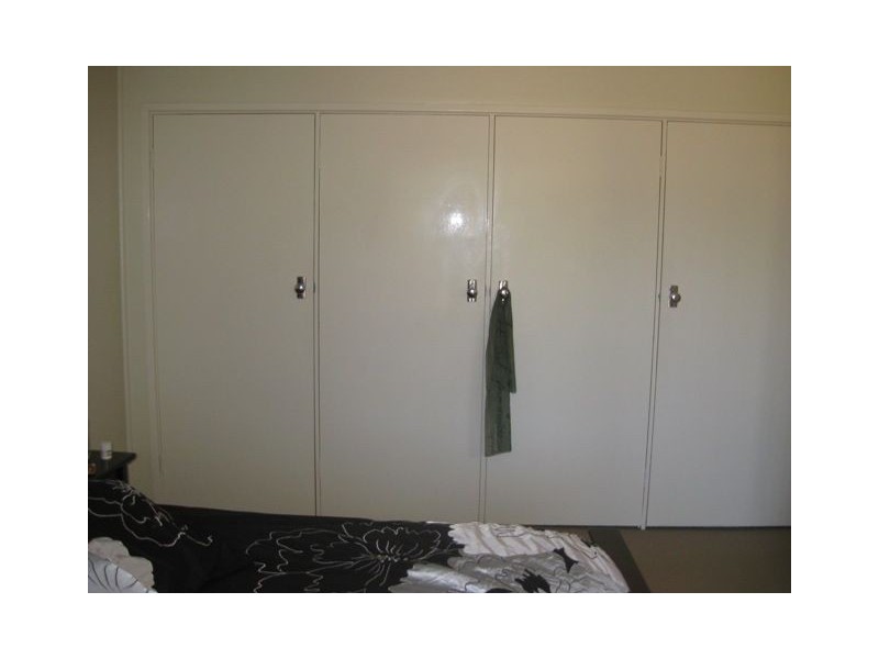 20 Woodiwiss Ave, Cobar NSW 2835