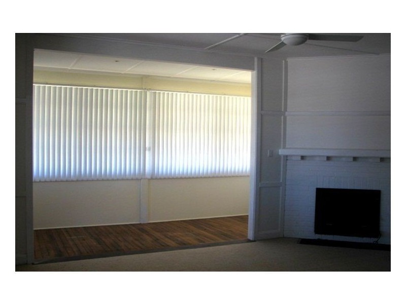 4 Railway Parade North, Cobar NSW 2835