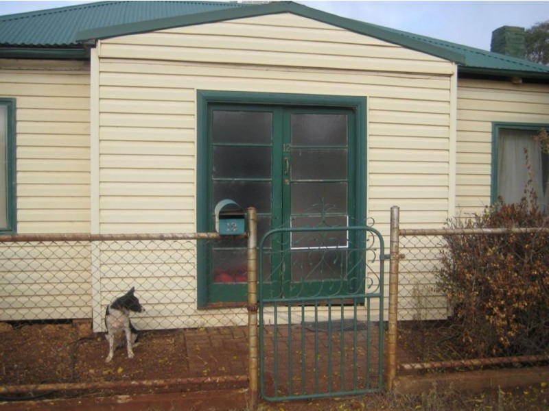 12 Prince Street, Cobar NSW 2835