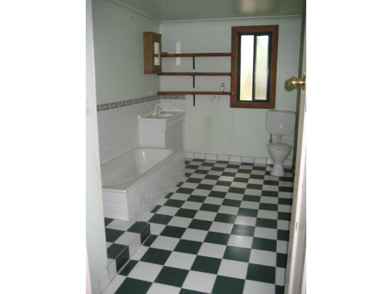 12 Prince Street, Cobar NSW 2835