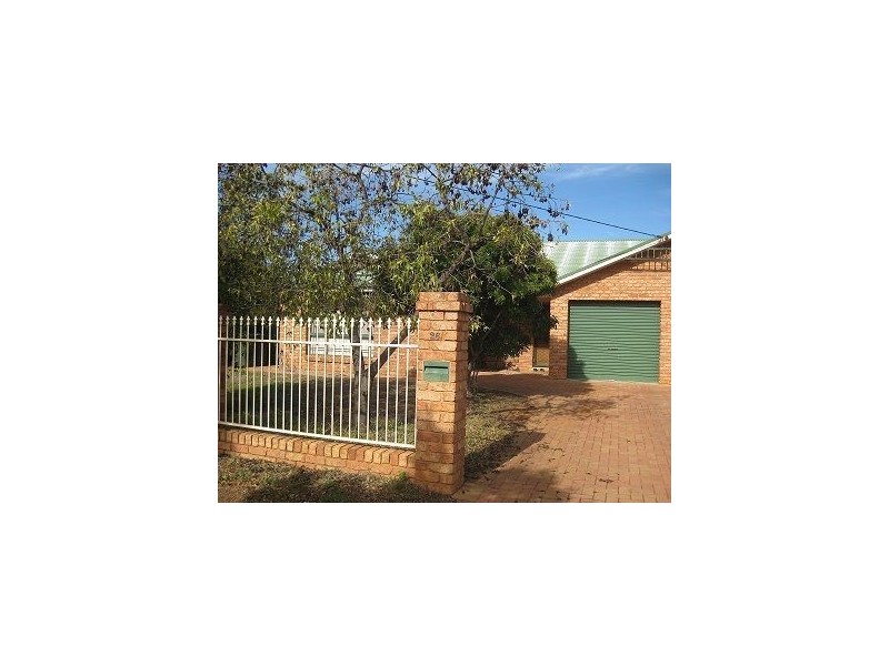 26 Prince Street, Cobar NSW 2835