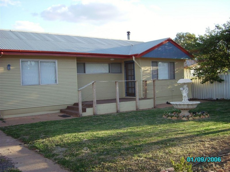 6 Matthews Street, Cobar NSW 2835