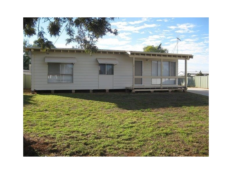 2 Fletcher Street, Cobar NSW 2835