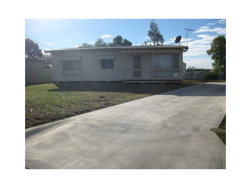 2 Fletcher Street, Cobar NSW 2835