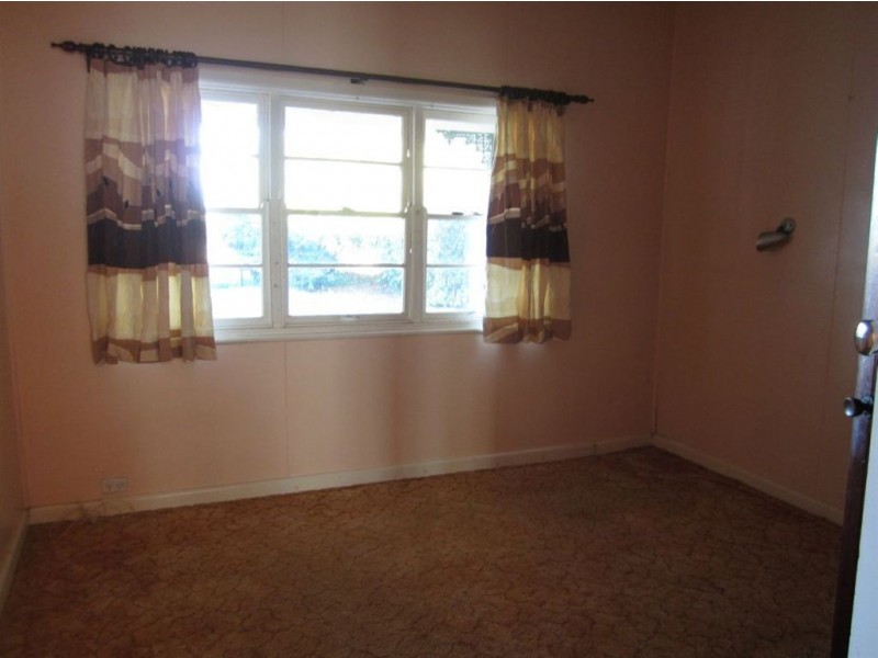 21 leah, Cobar NSW 2835