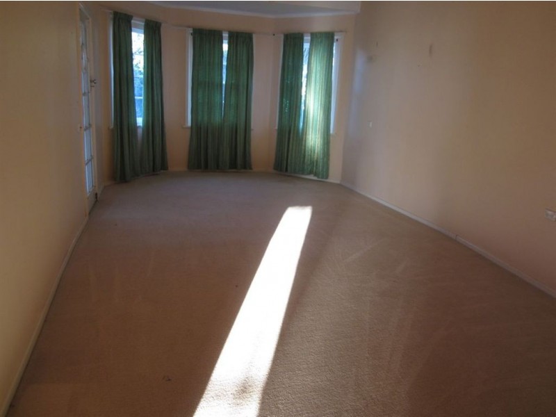 21 leah, Cobar NSW 2835