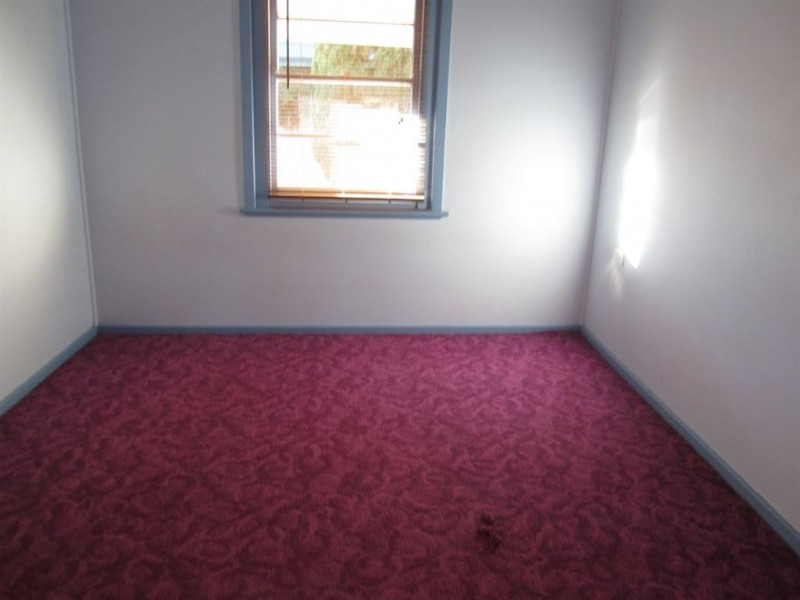 21 Leah Street, Cobar NSW 2835