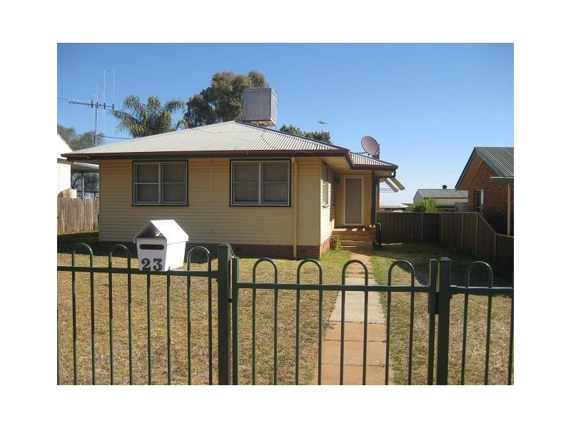 23 Elizabeth Crescent, Cobar NSW 2835