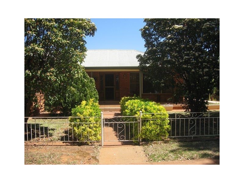 51 Linsley Street, Cobar NSW 2835