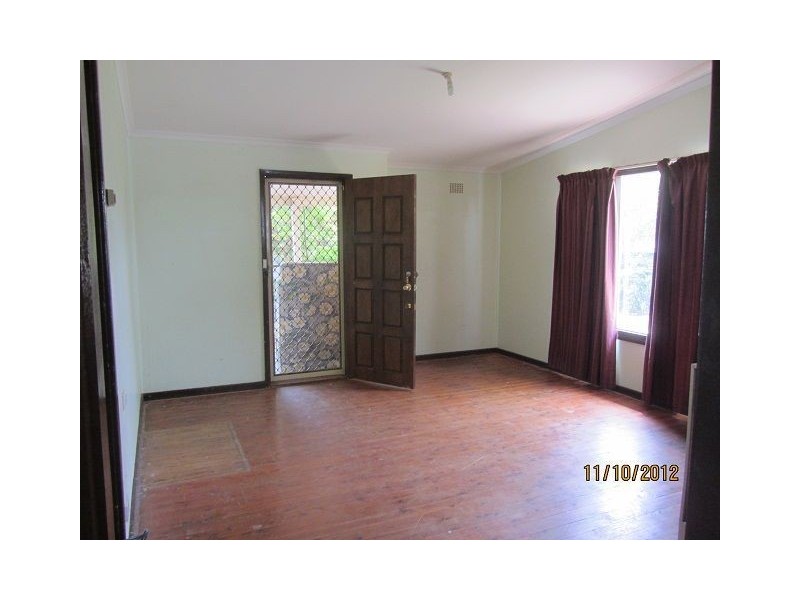 5 Yarran Circle, Cobar NSW 2835