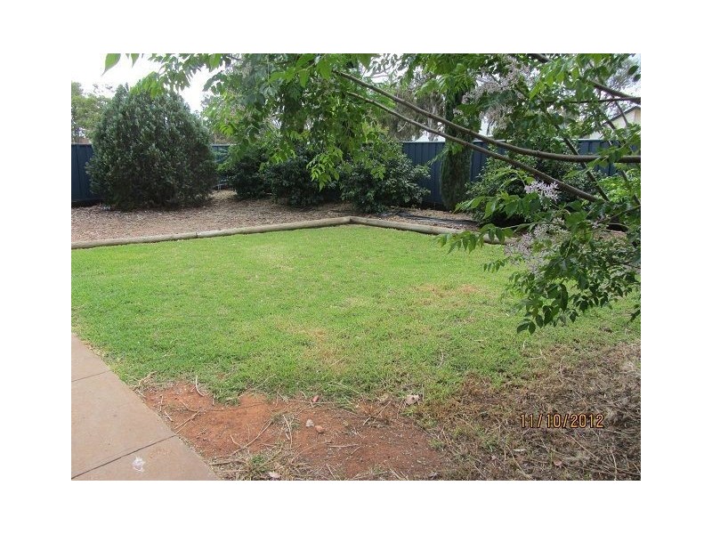 5 Yarran Circle, Cobar NSW 2835