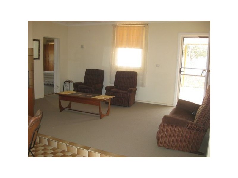 28 Barton Street, Cobar NSW 2835