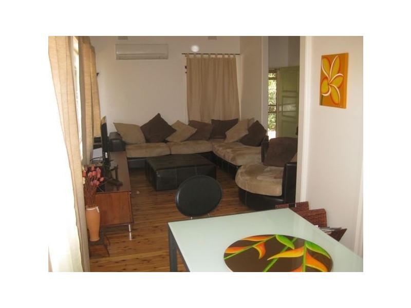 11 Mopone Street, Cobar NSW 2835