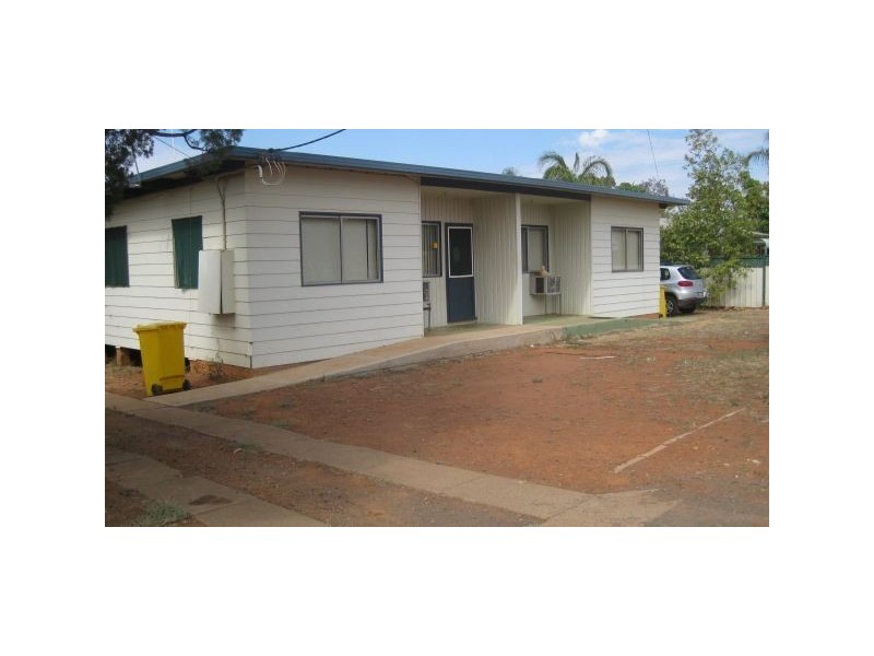 26 Mathew Street, Cobar NSW 2835