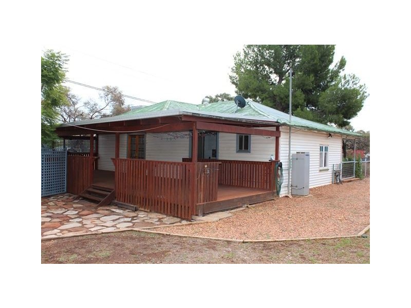38 Bradley Street, Cobar NSW 2835