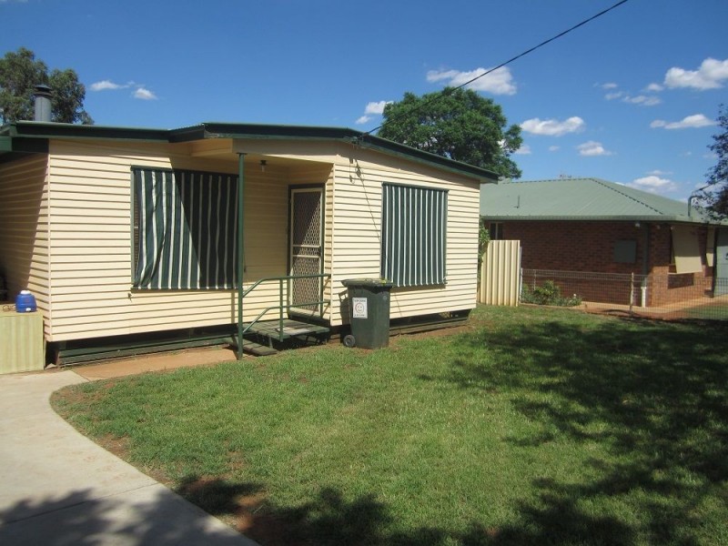 10 Woodiwiss, Cobar NSW 2835