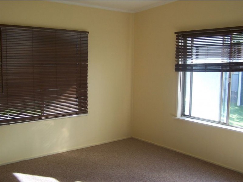 10 Woodiwiss, Cobar NSW 2835