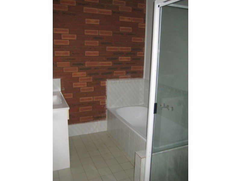 10 Becker, Cobar NSW 2835