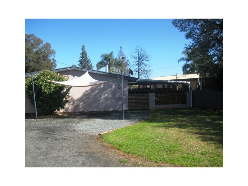 5 Thirteenth Street, Cobar NSW 2835