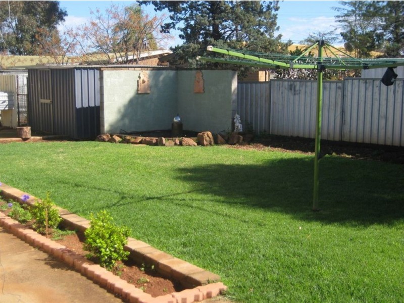 5 Thirteenth Street, Cobar NSW 2835