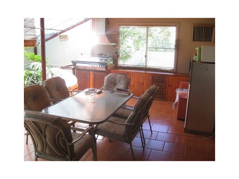 13 Blakey Street, Cobar NSW 2835