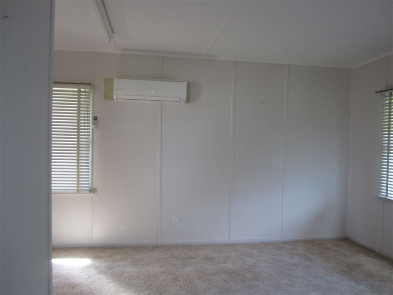 38 Merilba Street, Nyngan NSW 2825