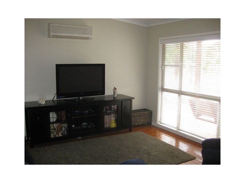 18 Longworth Street, Cobar NSW 2835