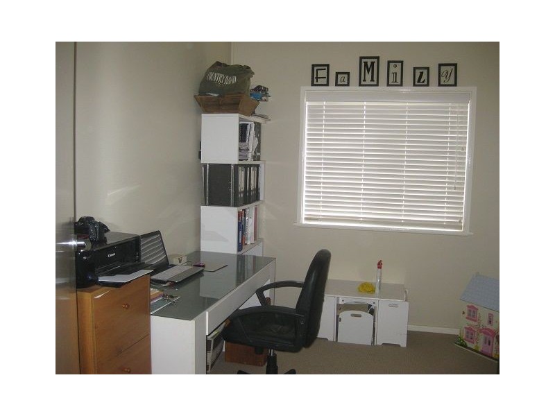 18 Longworth Street, Cobar NSW 2835