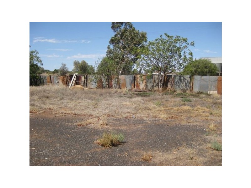 8-9 Fourteenth Street, Cobar NSW 2835