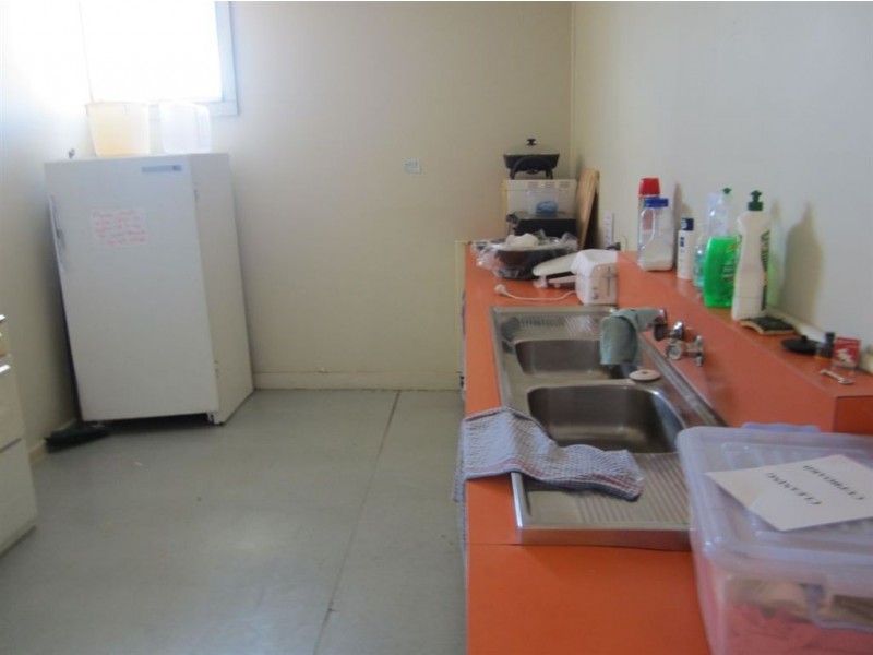 4 Barton Street, Cobar NSW 2835