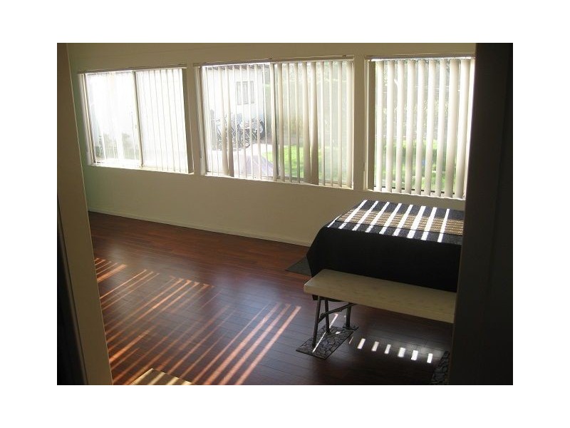 6 Bourke Street, Cobar NSW 2835