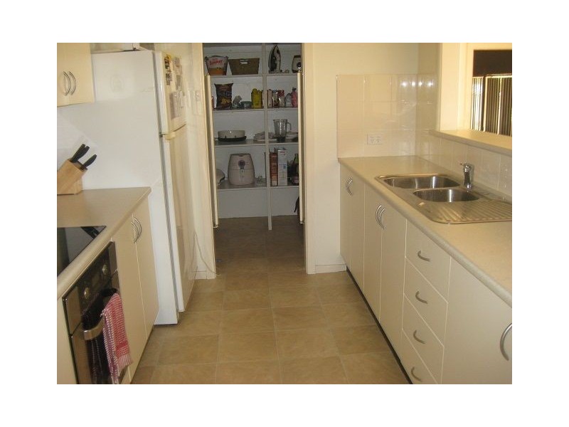 6 Bourke Street, Cobar NSW 2835