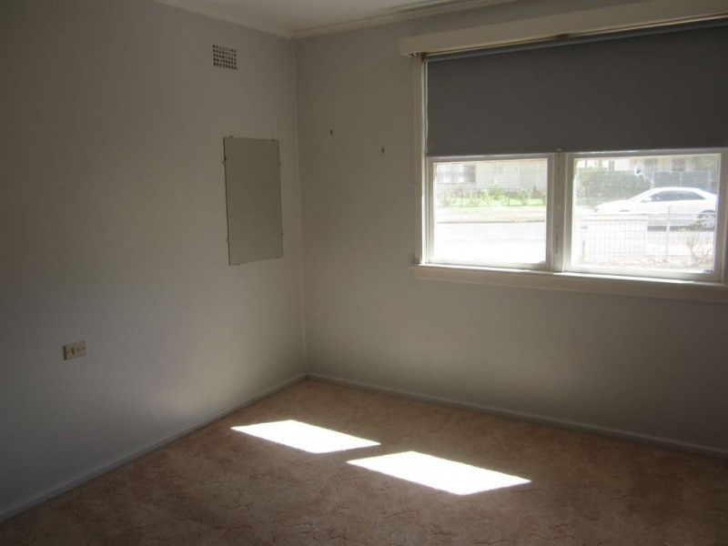 4 Elizabeth Crescent, Cobar NSW 2835