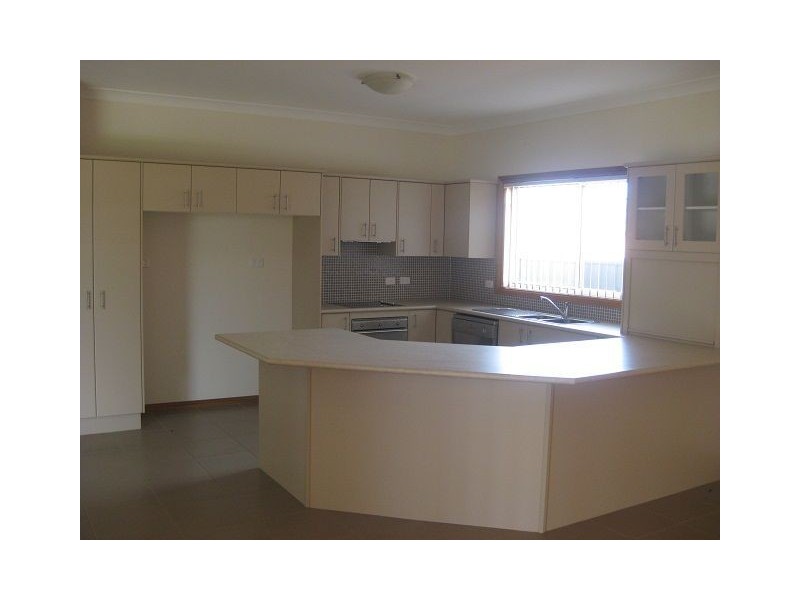 9 Belah Crescent, Cobar NSW 2835