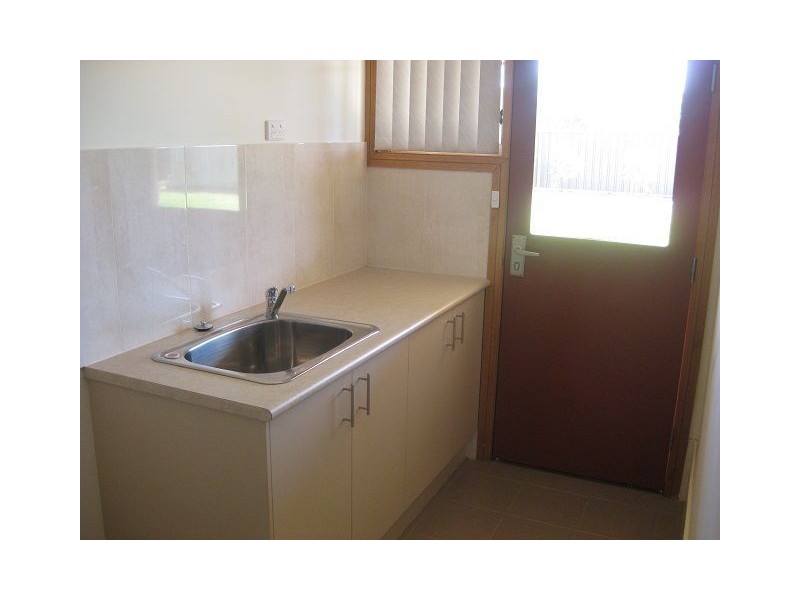 9 Belah Crescent, Cobar NSW 2835