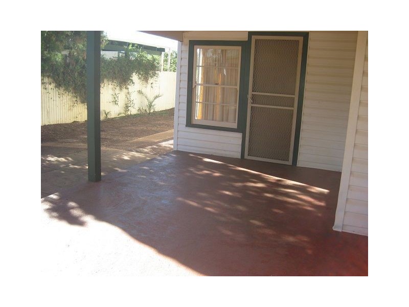 21 Leah Street, Cobar NSW 2835