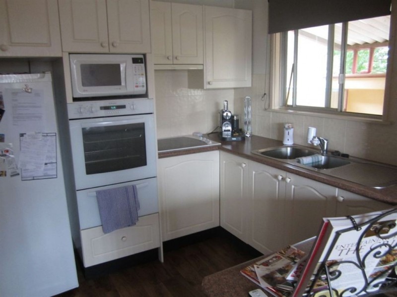 7 Matthews Street, Cobar NSW 2835