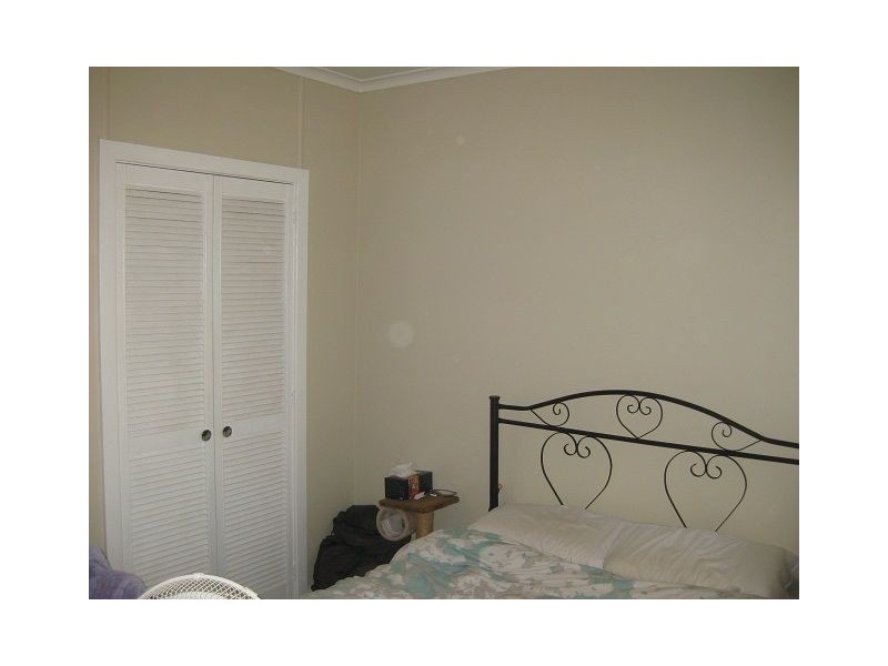 24 Woodiwiss Avenue, Cobar NSW 2835