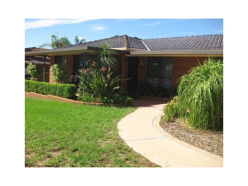 14 Belagoy St, Cobar NSW 2835