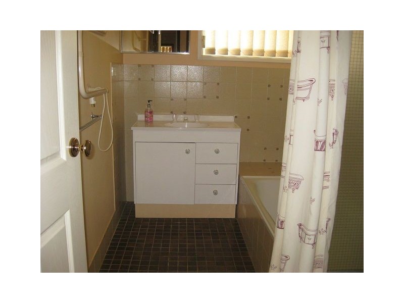 46 Bathurst Street, Cobar NSW 2835